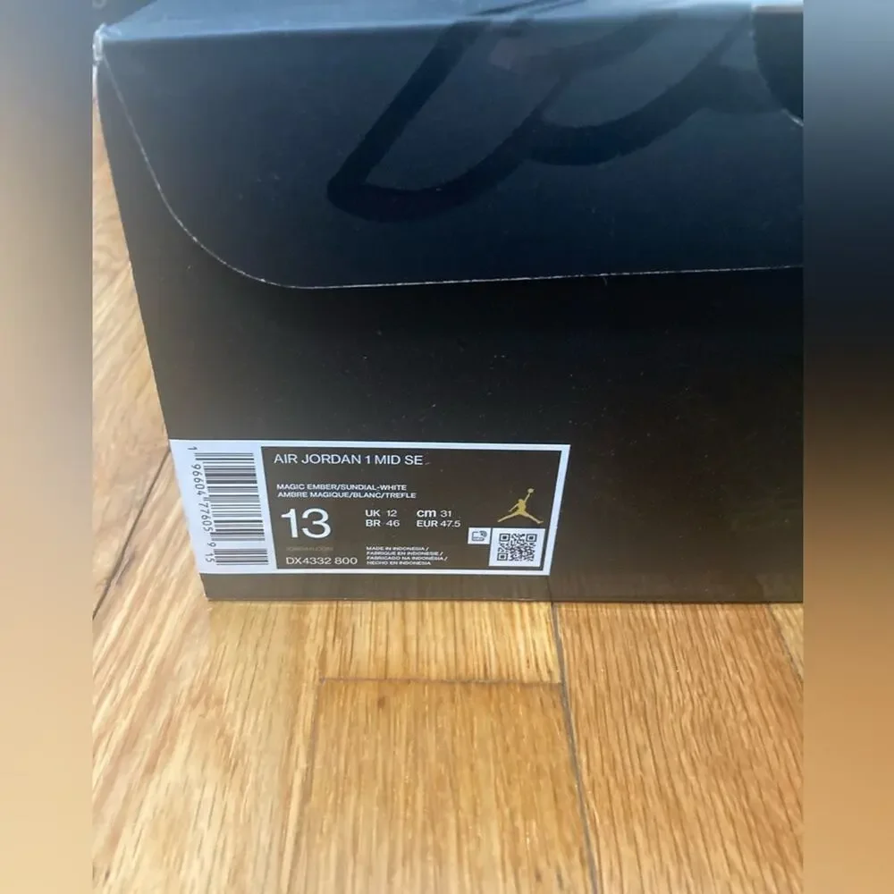 Air Jordan 1 Mid SE Men’s Size 13 – Orange/Black/White Suede Colorway